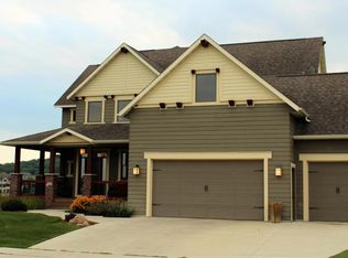 1359 Autumn Ridge Rd SW, Rochester, MN 55902