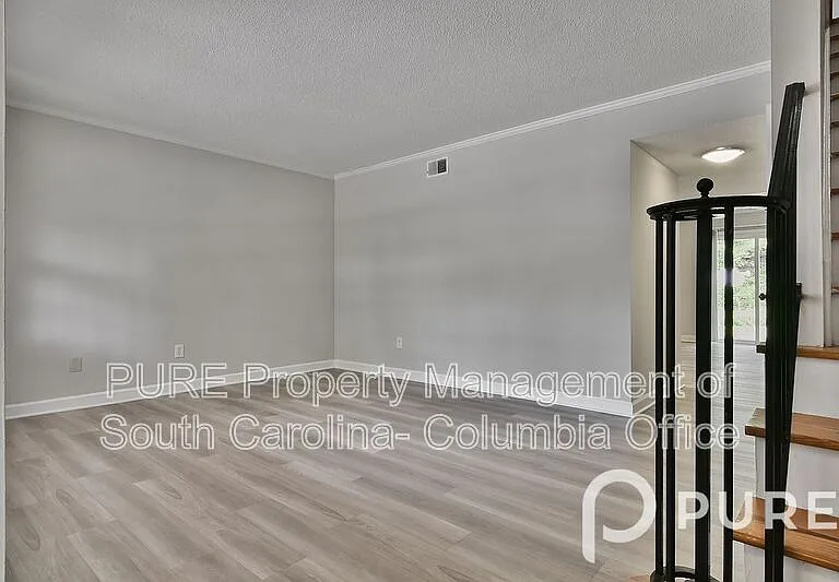 340 Rutledge Pl — Photo 8