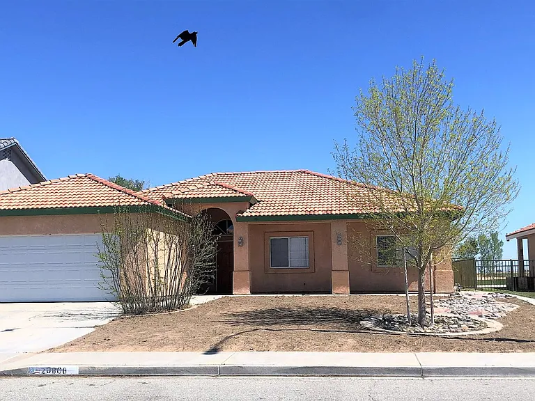 20808 Village Pkwy — Photo 5