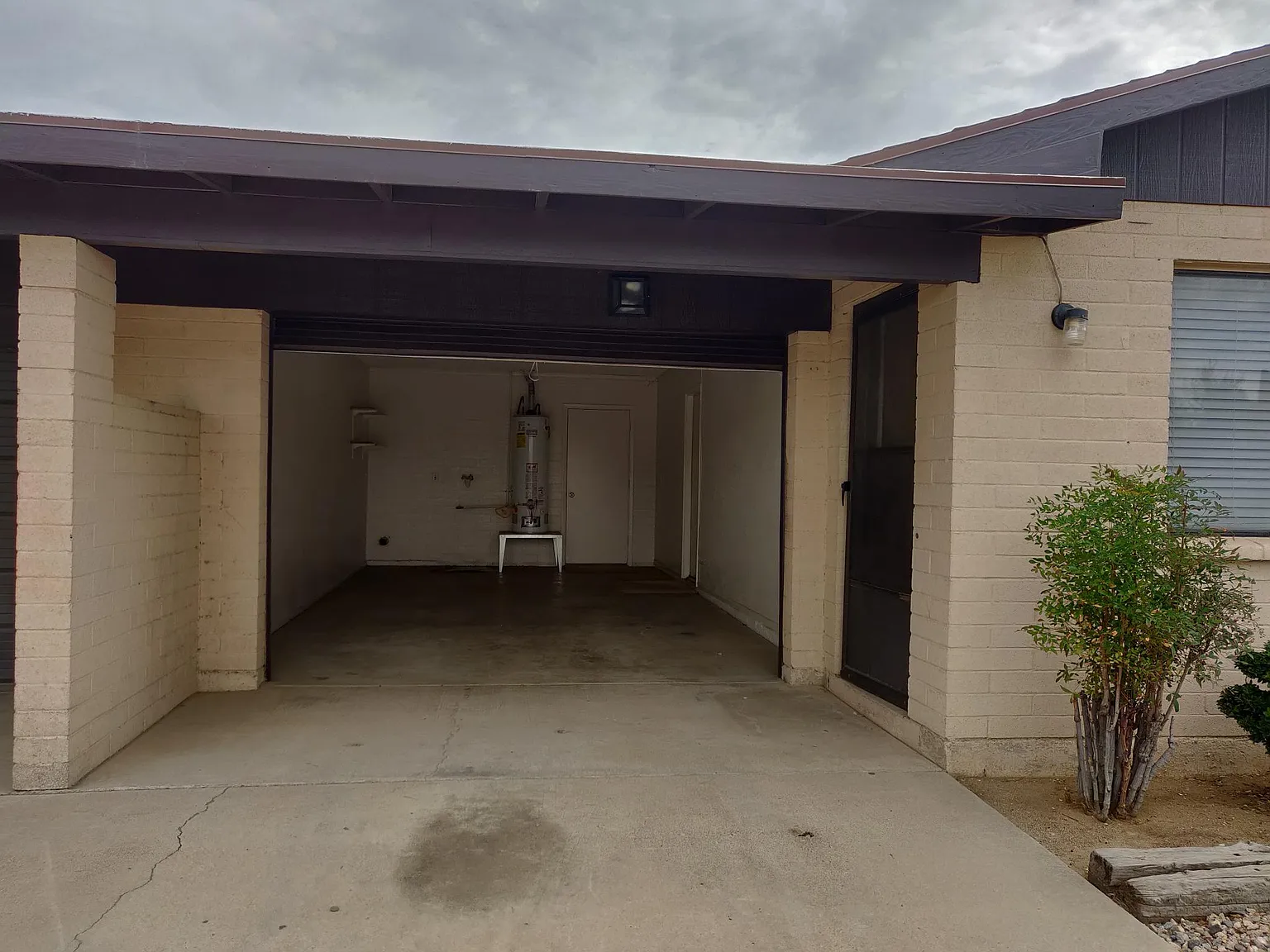 Mullen Ave, Kingman — Photo 2