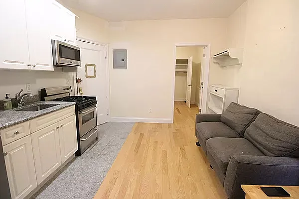 Rented by Luxor Homes & Investment Realty | media 13