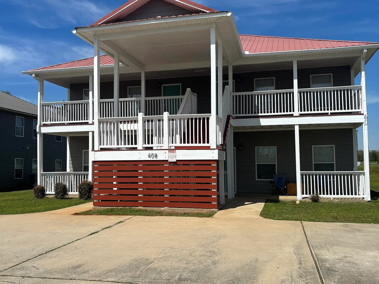 2 bed, 2.0 bath, 1250 sqft, $1,375 — Photo 1