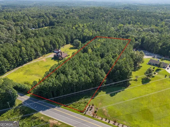 735 Jackson Lake Rd #122, Jackson, GA 30233