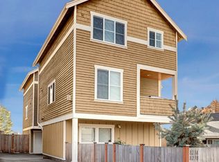 823 NE 67th St #B, Seattle, WA 98115
