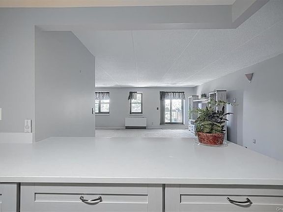 5th image of 1376 Midland Ave APT 708
