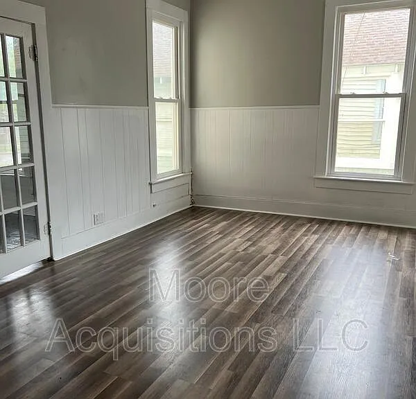 1018 W Sears St — Photo 6