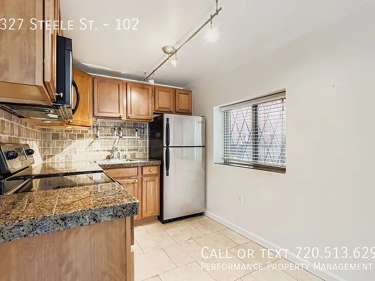 1327 Steele St #102 — Photo 7