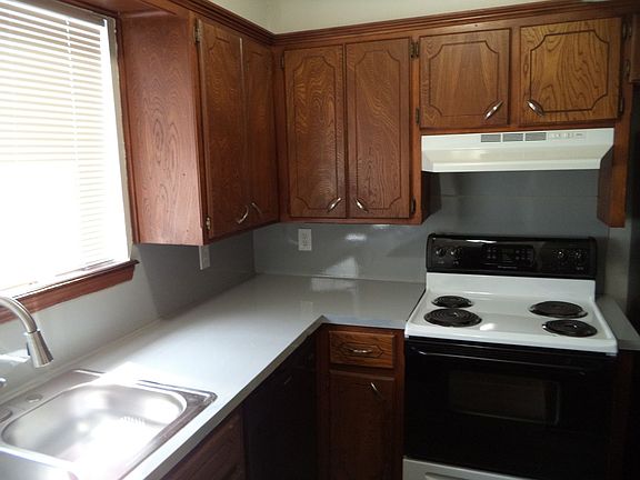 2nd image of 1606 Cara Jo Dr