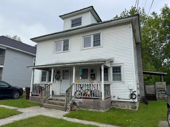 905 County Street, Bennington, VT 05201