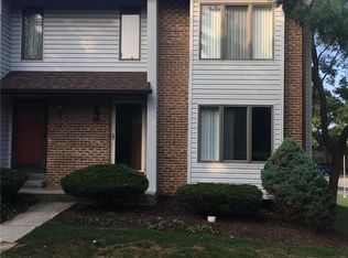 69 Spring Song Ct, Saint Peters, MO 63376