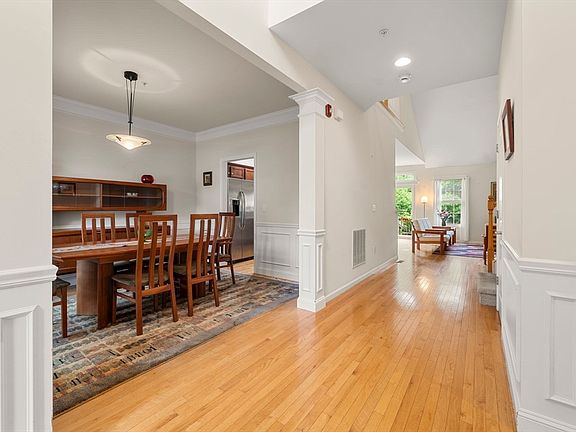 5th image of 31 Stonebridge Dr #31