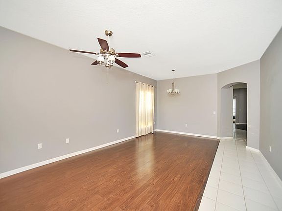 2nd image of 2502 Tara Ct