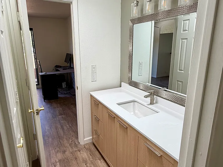 Upstairs bathroom