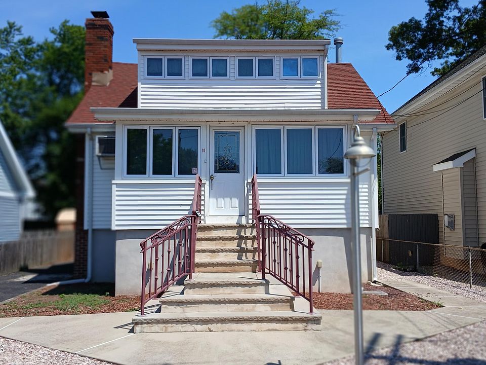 1st image of 10 Adair Drive