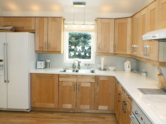 4th image of 619 Cleavland Dr