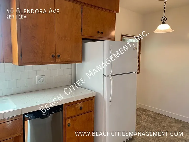 40 Glendora Ave — Photo 17