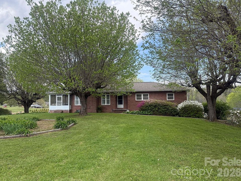 1st image of 343 Brickyard Rd