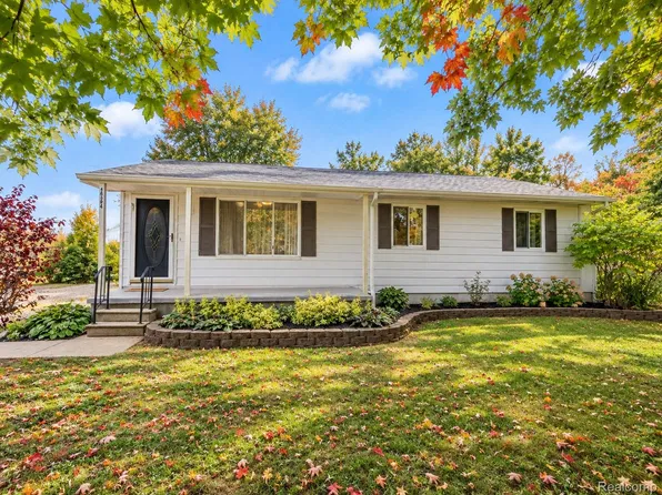 14394 Belsay Rd, Millington, MI 48746