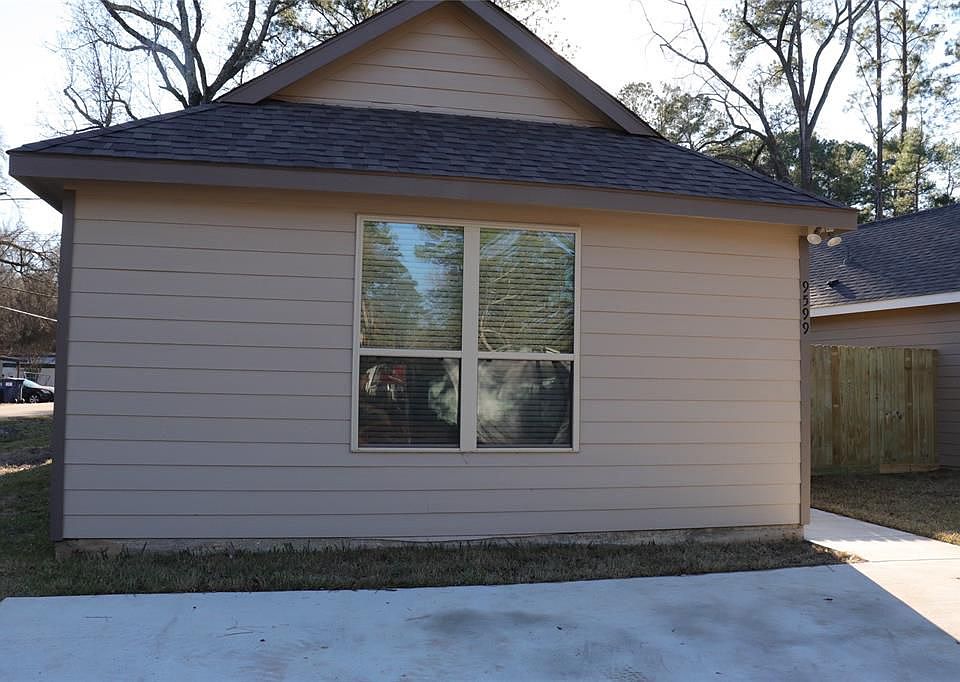 1st image of 9599 Darkwood St