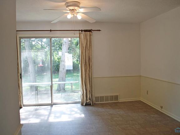 5th image of 5 Valleyview Dr