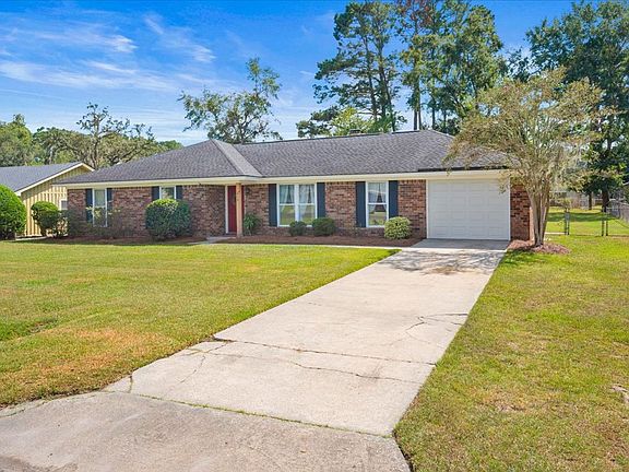 2nd image of 210 Pine Grove Dr