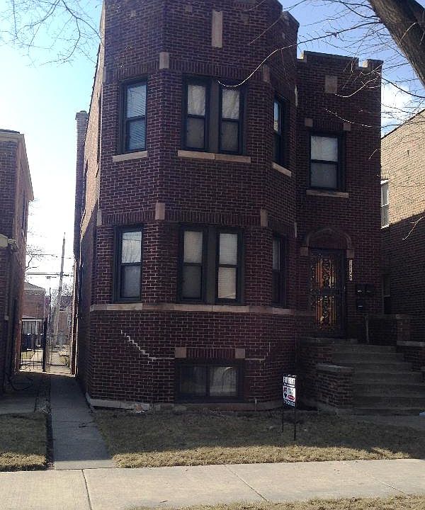 1st image of 10240 S Eberhart Ave