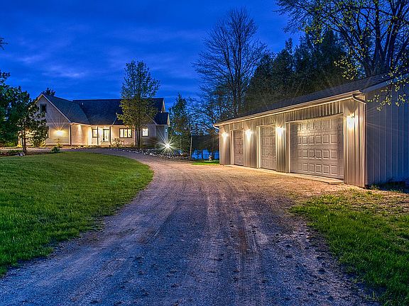2nd image of 7605 Cottage Dr