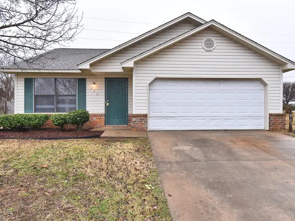 712 S Cedar St, Bristow, OK 74010