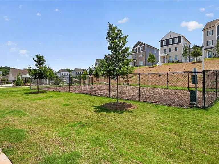 1445 Creekside Cir NW — Photo 36
