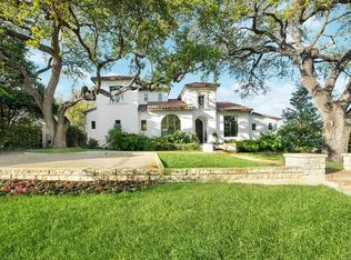 209 Zambrano Rd, Terrell Hills, TX 78209