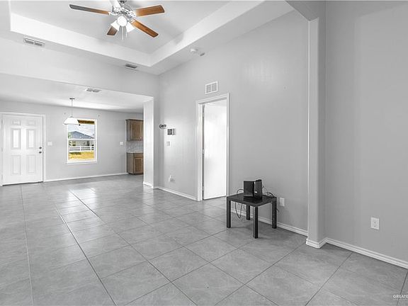 5th image of 3417 Hondo Ave