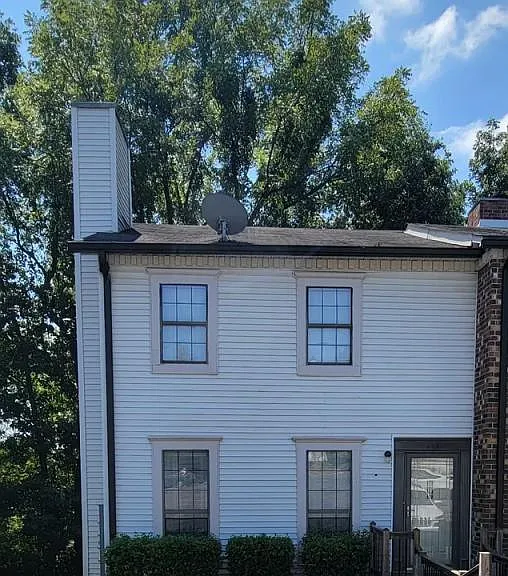 113 Elizabeths Ct — Photo 2