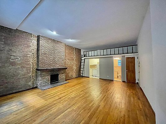 2nd image of 315 W 74th St APT A