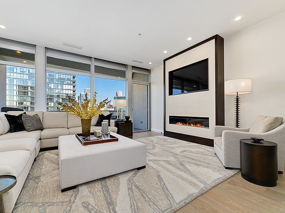 2nd image of 333 N Canal St APT 3303