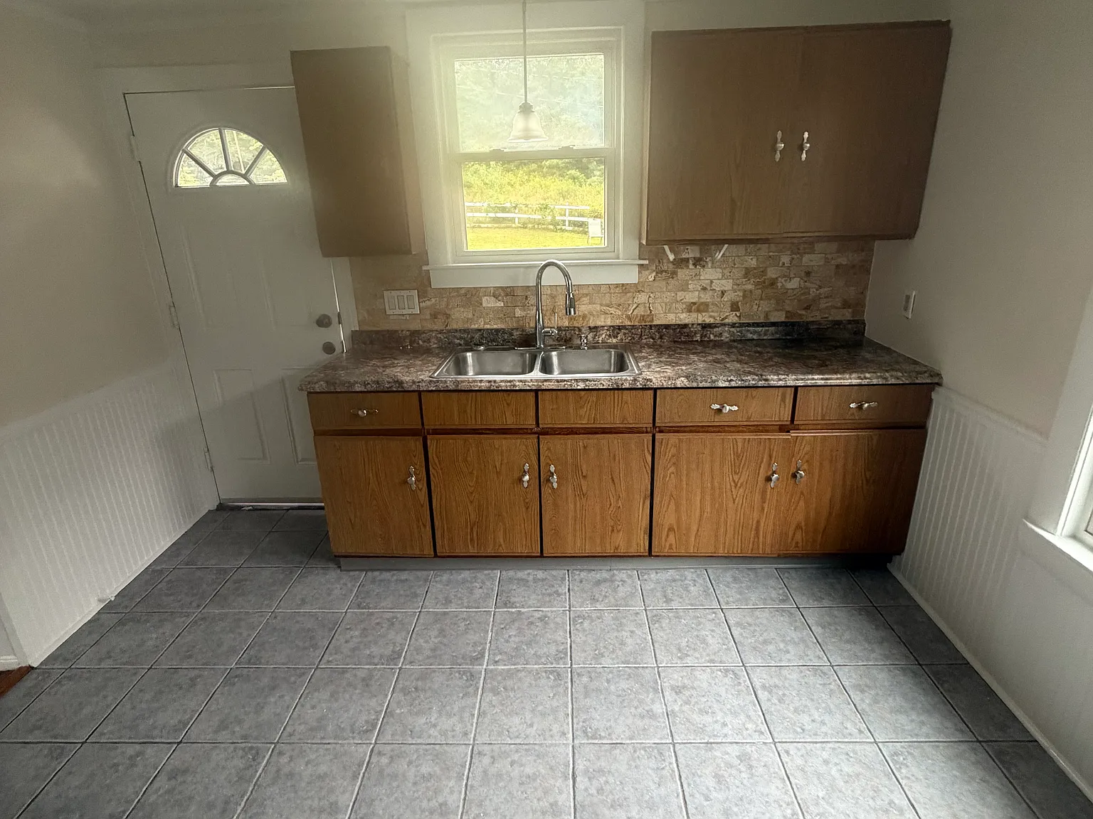 2 bed, 800 sqft, $1,750 — Photo 3