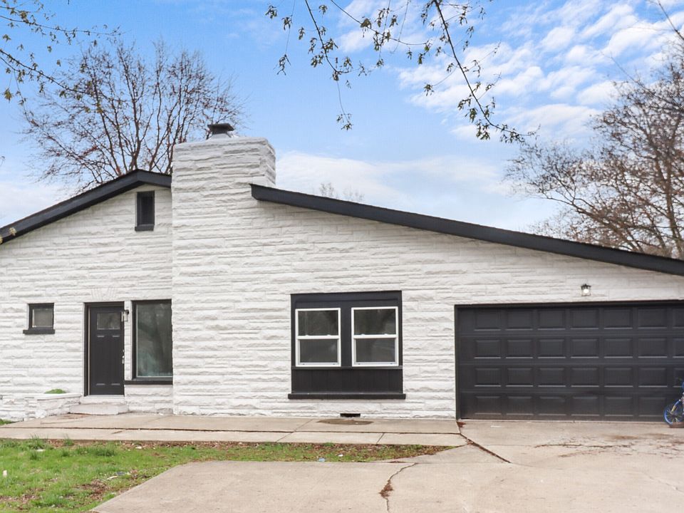 1st image of 3021 Nichol Ave