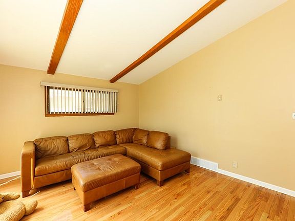 4th image of 8920 W Grantosa Dr