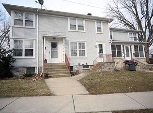 220 Madison St, Chelsea, MI 48118