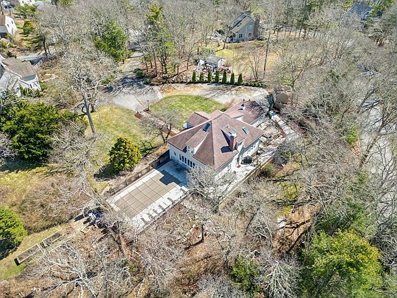 3rd image of 3 Wolf Rd