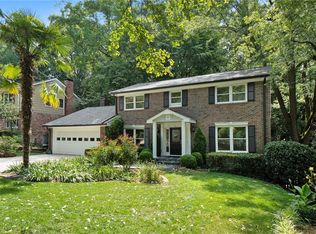 1719 W Nancy Creek Dr, Atlanta, GA 30319