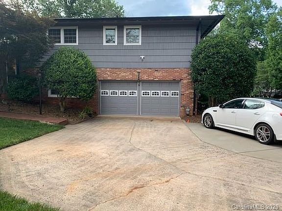 2nd image of 501 Eastwood Dr #15