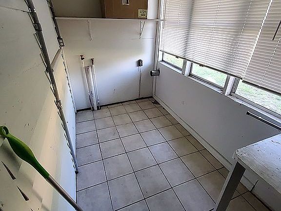4th image of 624 626highlandavenue
