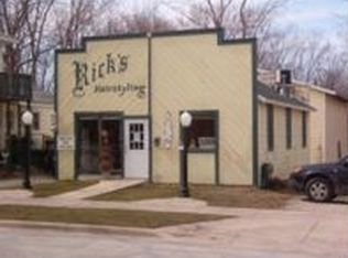 318 Kent St, Portland, MI 48875