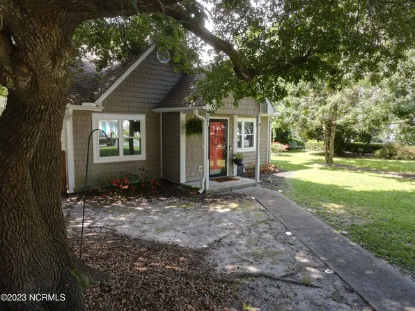 3808 Doe Clearing Court, Wilmington, NC 28409