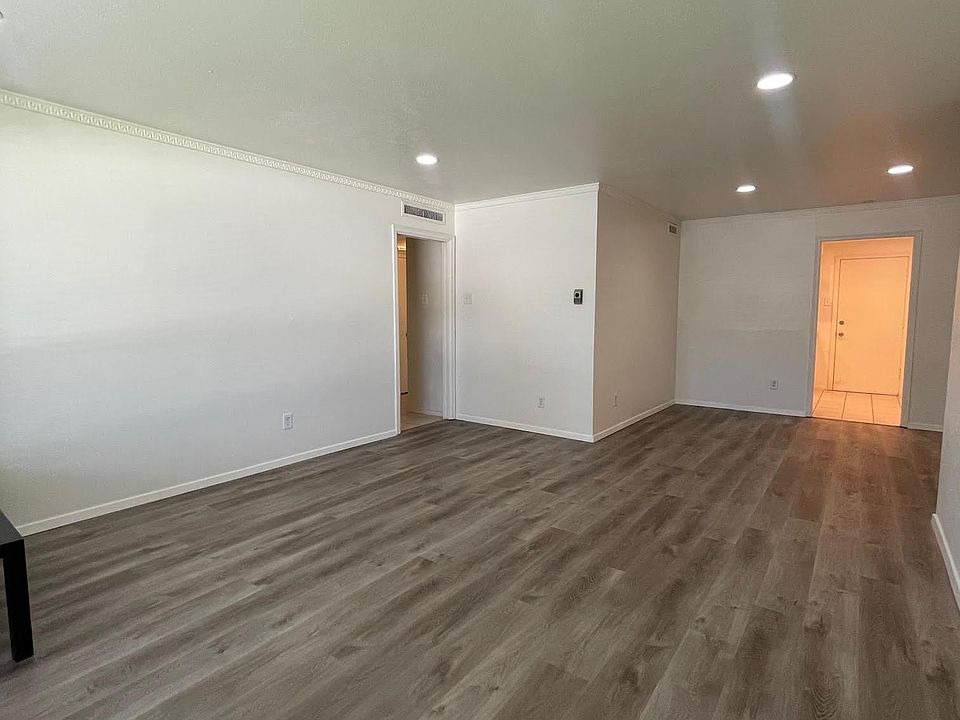 large living space along with dining area or small office space