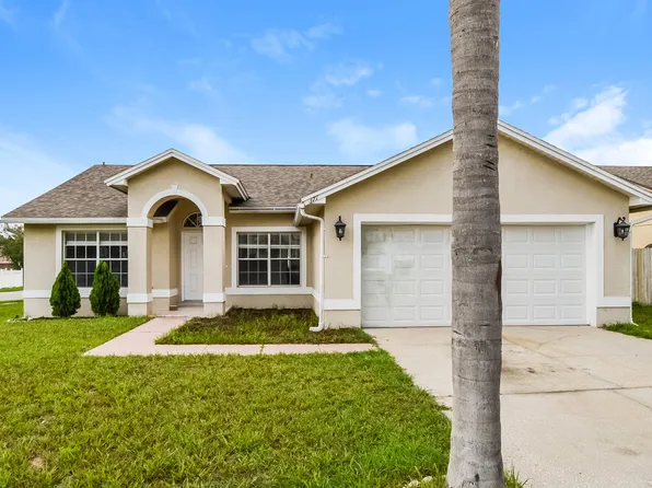 371 Snowshoe Ct, Orlando, FL 32835