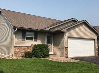 1545 Ponderosa Ln, New Richmond, WI 54017