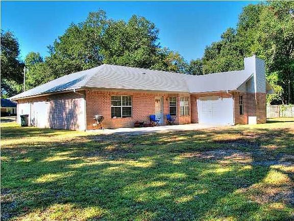 3rd image of 2788 Glen Eden Dr