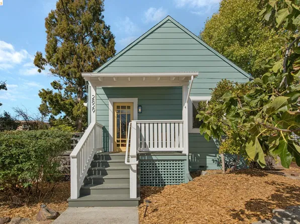 2829 Morcom Ave, Oakland, CA 94619