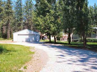 4040 Lyon And Moss Rd, Loon Lake, WA 99148